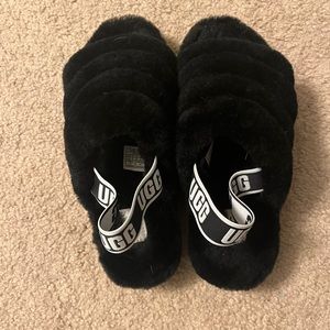 Women’s Ugg sandals/ slippers